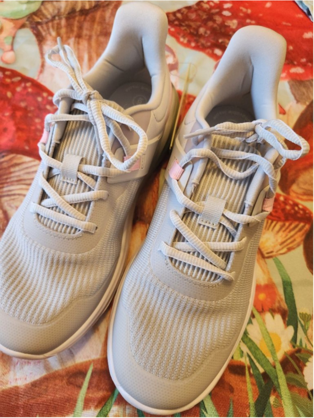 All in Motion Athletic Shoes Size 6 Gray with Pink Accents